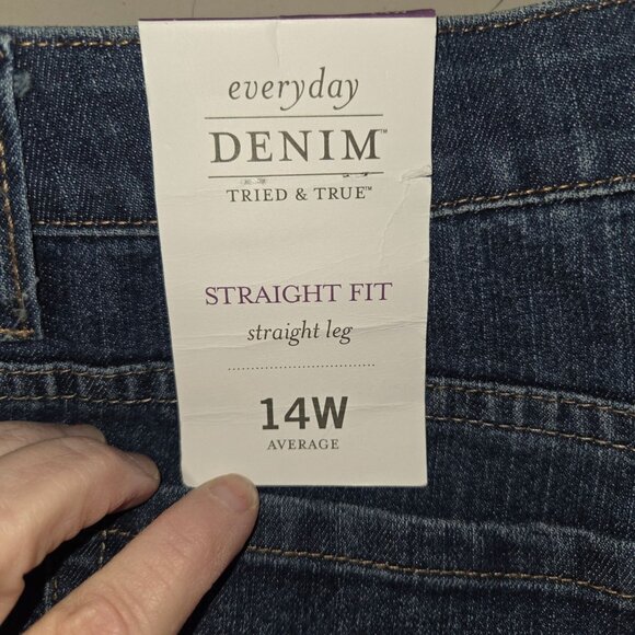 C J Banks Everyday Denim Straight Fit Straight Leg Jeans 14W Comfort Waist 4200 - Picture 4 of 8